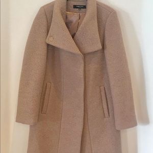 Kenneth Cole wool jacket in classic beige!